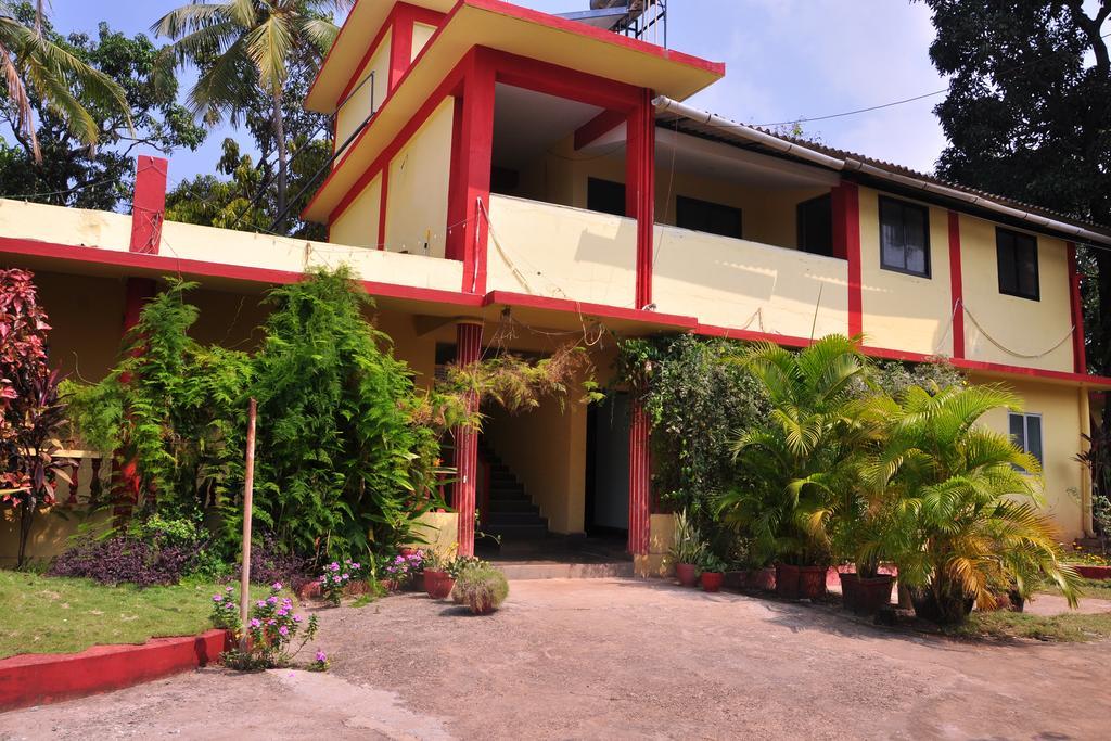 Castelinho'S Home Away From Home 안주나 외부 사진